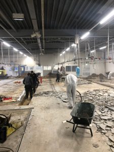 Pouring concrete floor 4